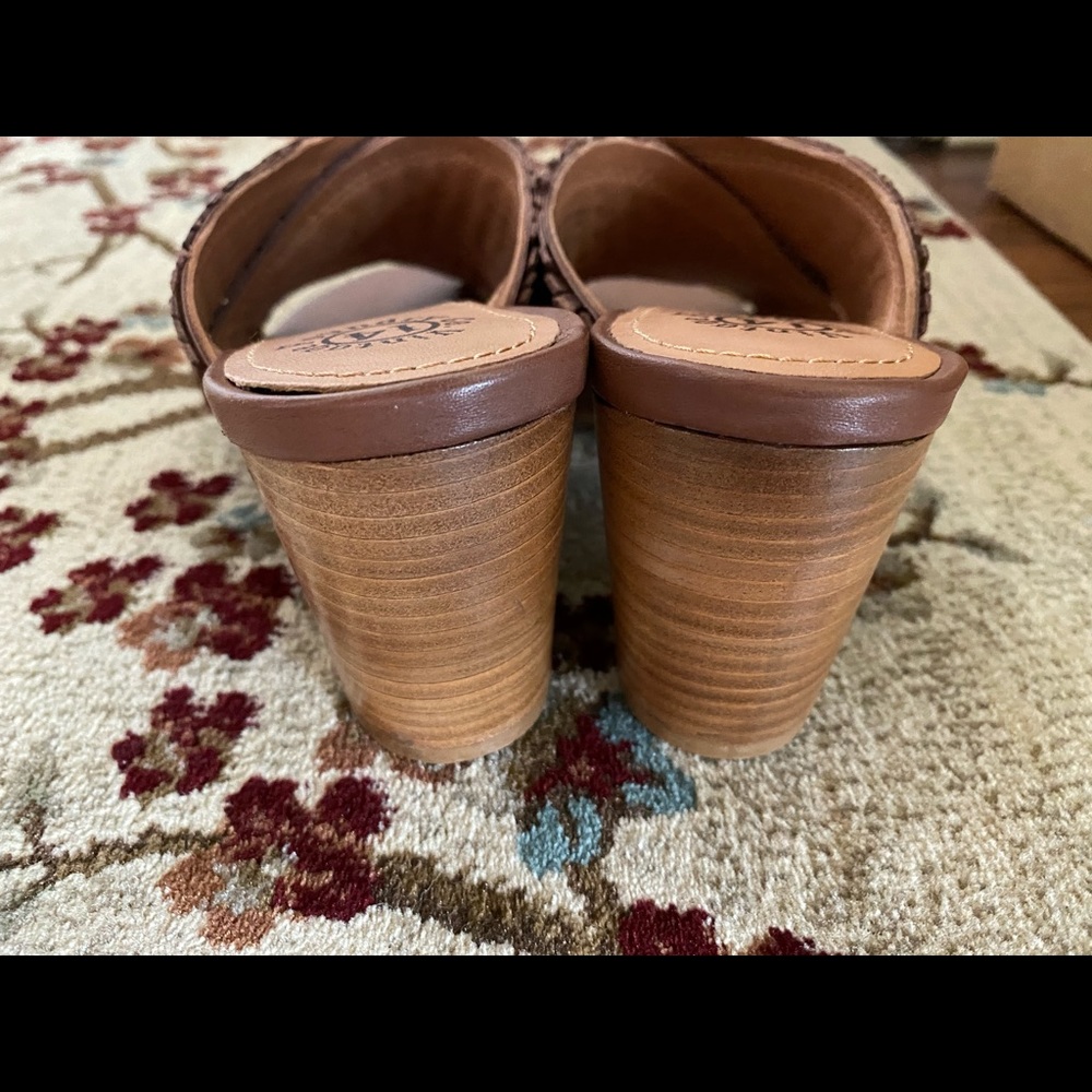 Vintage Foundry Louisa Sandal - Picture 4 of 6
